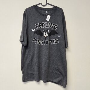 Disney Mickey Mouse Vampire Bat Feeling Fangtastic T-shirt Gray XL